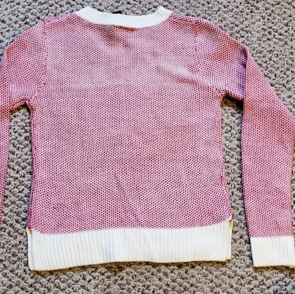 Sweater - Picture 4 of 4